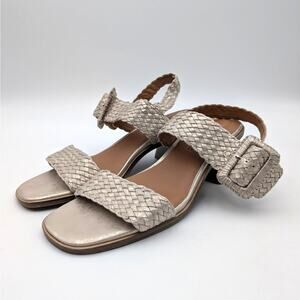 Gentle Souls Madylyn Slingback Sandal Women's Ice Metallic Size US11M EU42